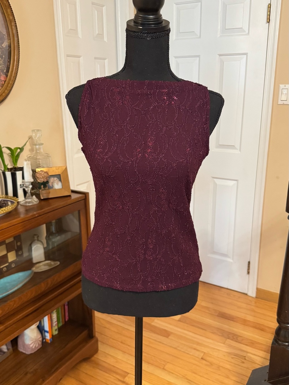 Whimsical Sleeveless Vintage Beaded Maroon Red Wine Tank Size Large